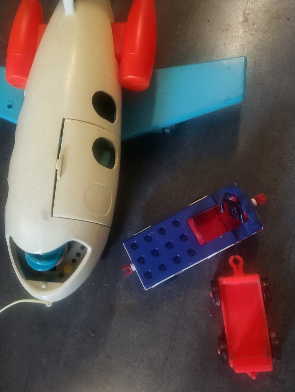 ✈️ Vintage 1970-72 Fisher-Price Little People Jet Airliner #462 + 2 Bonus (3PC.) - Picture 2 of 14